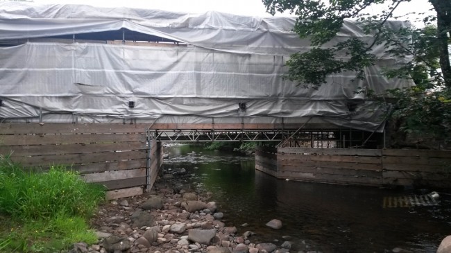 Lead paint removal on the old foortbridge in Newmilns.